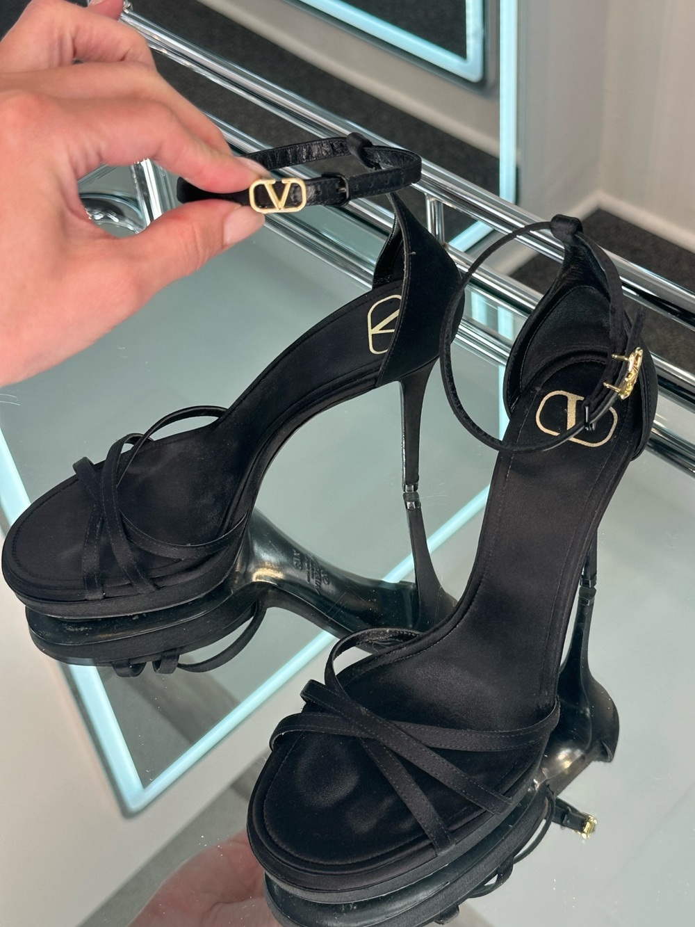 Valentino Garavani Eveninglam Sandal heel in Satin